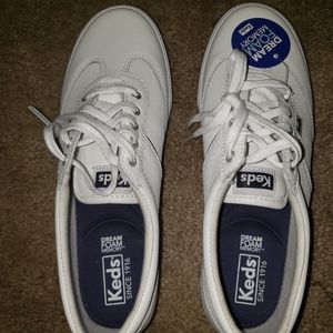 Keds White leather tennis shoes